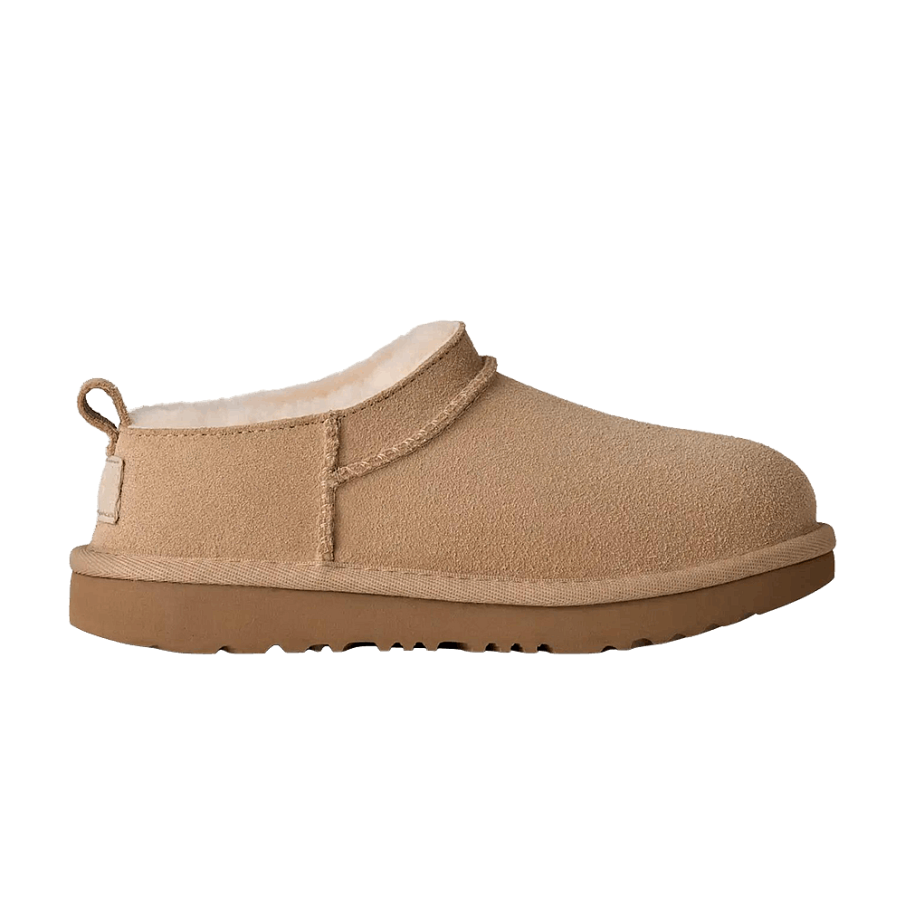 Фото № 1 с приближением к товару «‎UGG Classic Micro Slipper Kids Chestnut»
