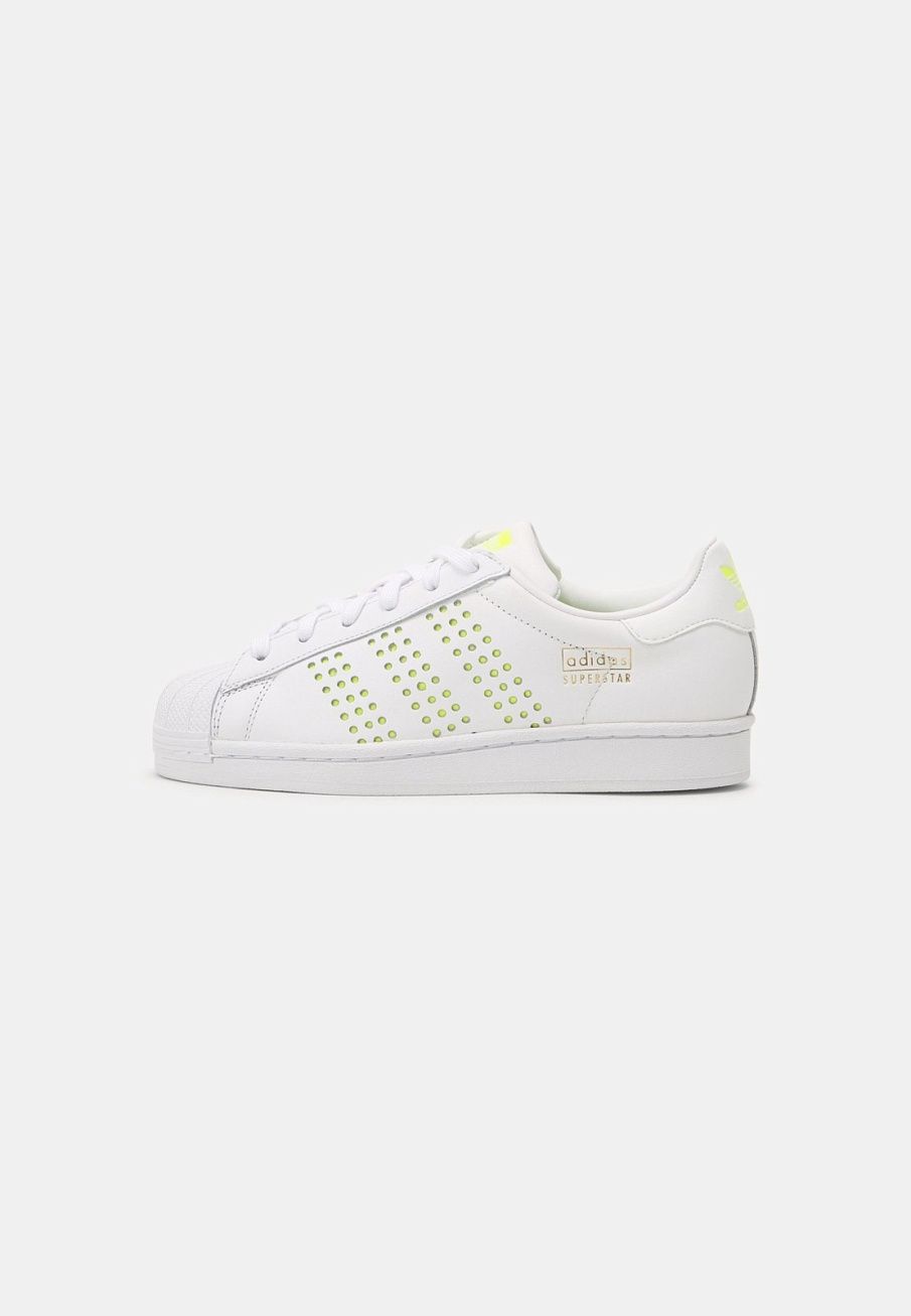 Фото № 1 с приближением к товару «‎Adidas Superstar »