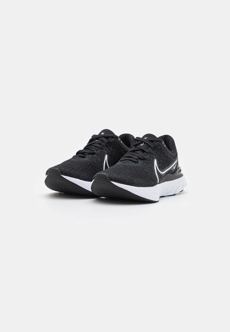 Фото № 2 с приближением к товару «‎Nike React Infinity FK 3»