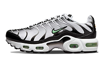 Фото № 1 с приближением к товару «‎Nike Air Max Plus (GS) Low-Top Running Shoes BlackWhite»