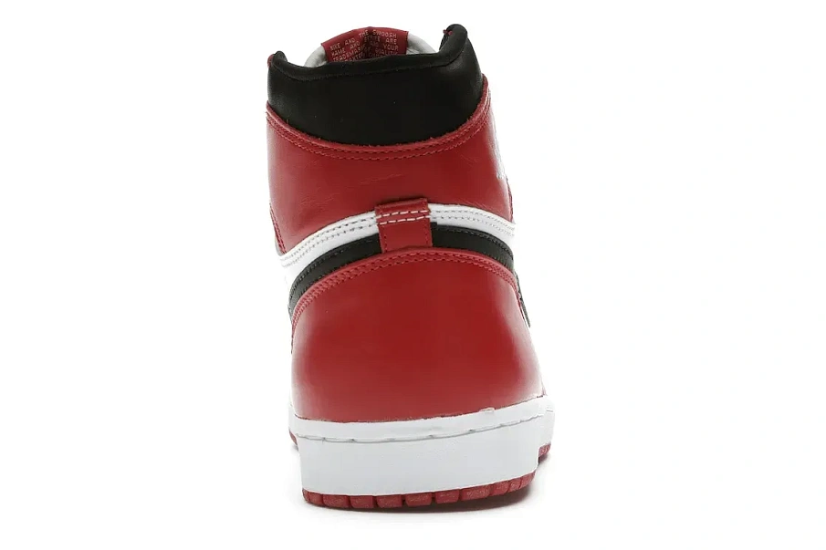 Фото № 4 с приближением к товару «‎Jordan 1 Retro Chicago (1994)»