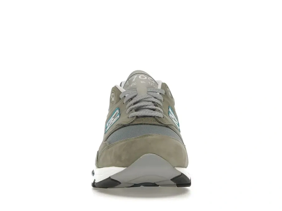 Фото № 2 с приближением к товару «‎New Balance 1700»