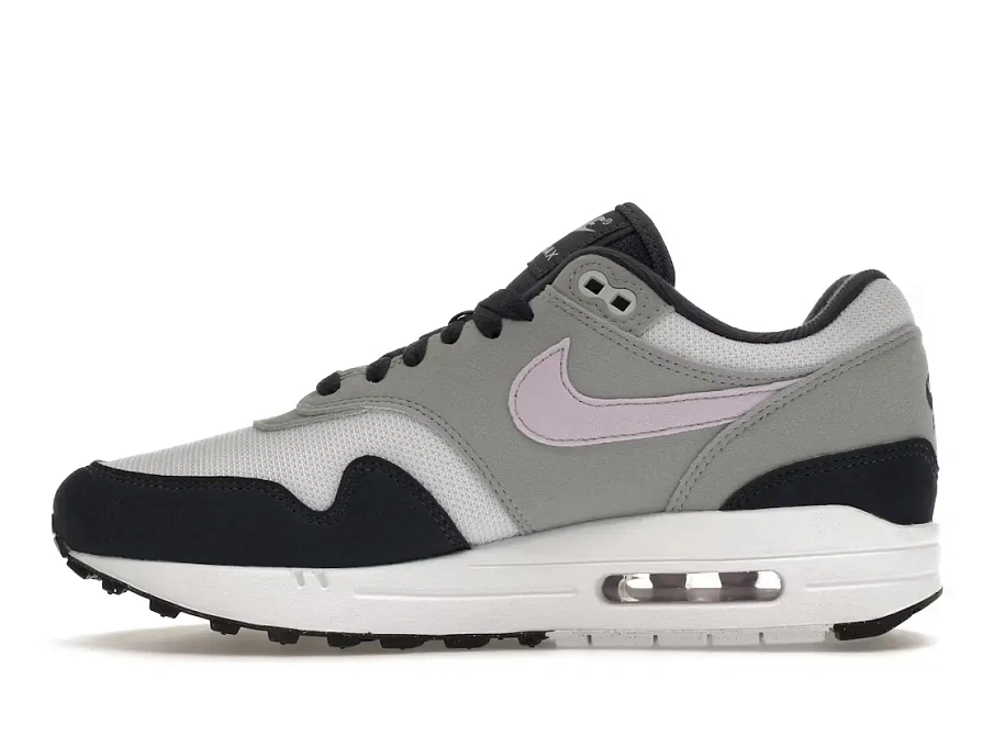 Фото № 3 с приближением к товару «‎Nike Air Max 1»