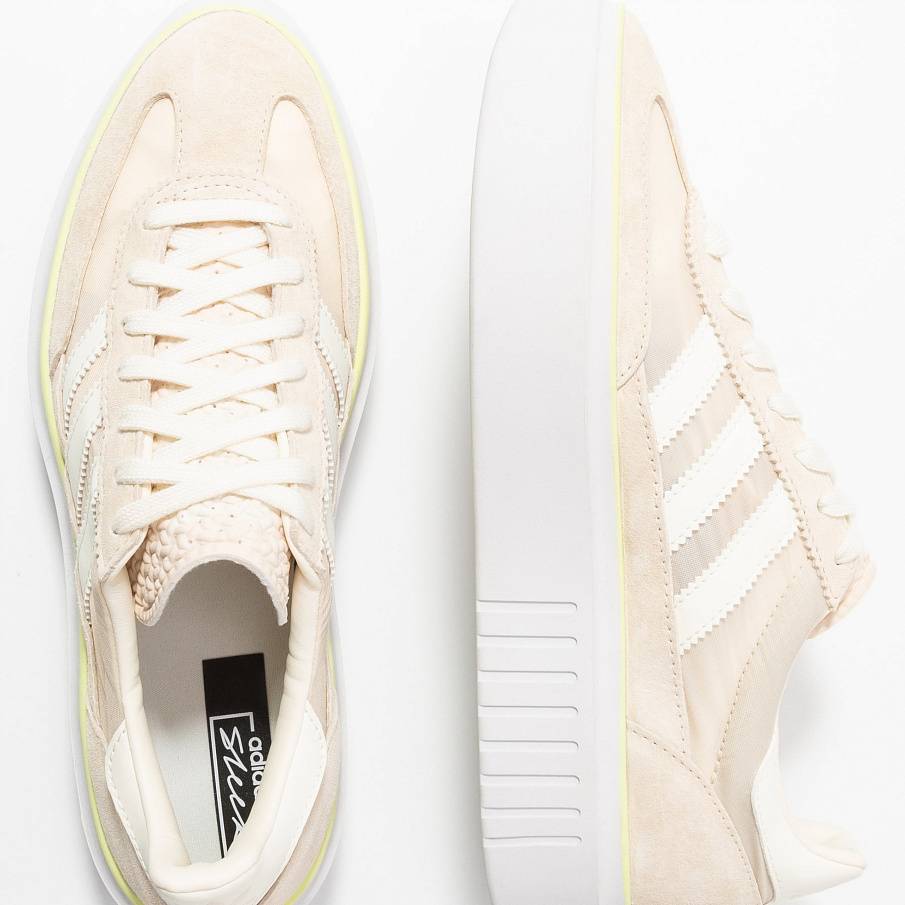 Фото № 4 с приближением к товару «‎Adidas Sleek Super »