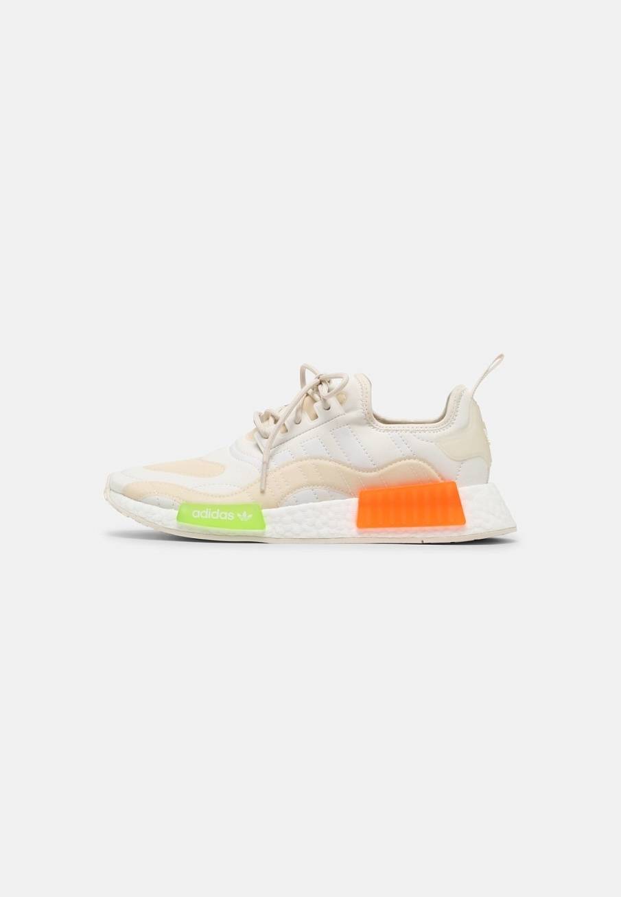 Фото № 1 с приближением к товару «‎Adidas Nmd_r1 »