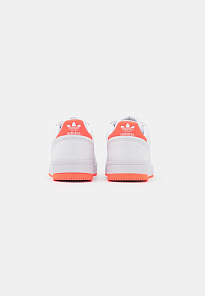 Фото № 3 с приближением к товару «‎Adidas Court Tourino »