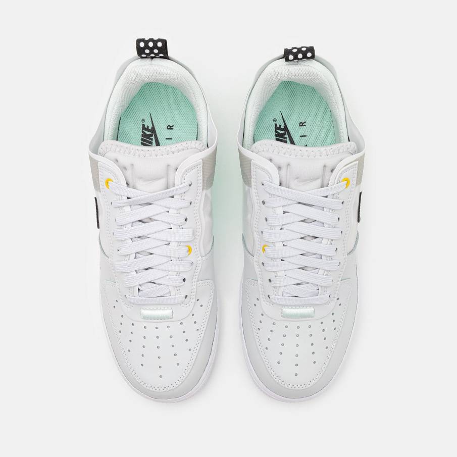 Фото № 4 с приближением к товару «‎Nike Air Force 1 React »