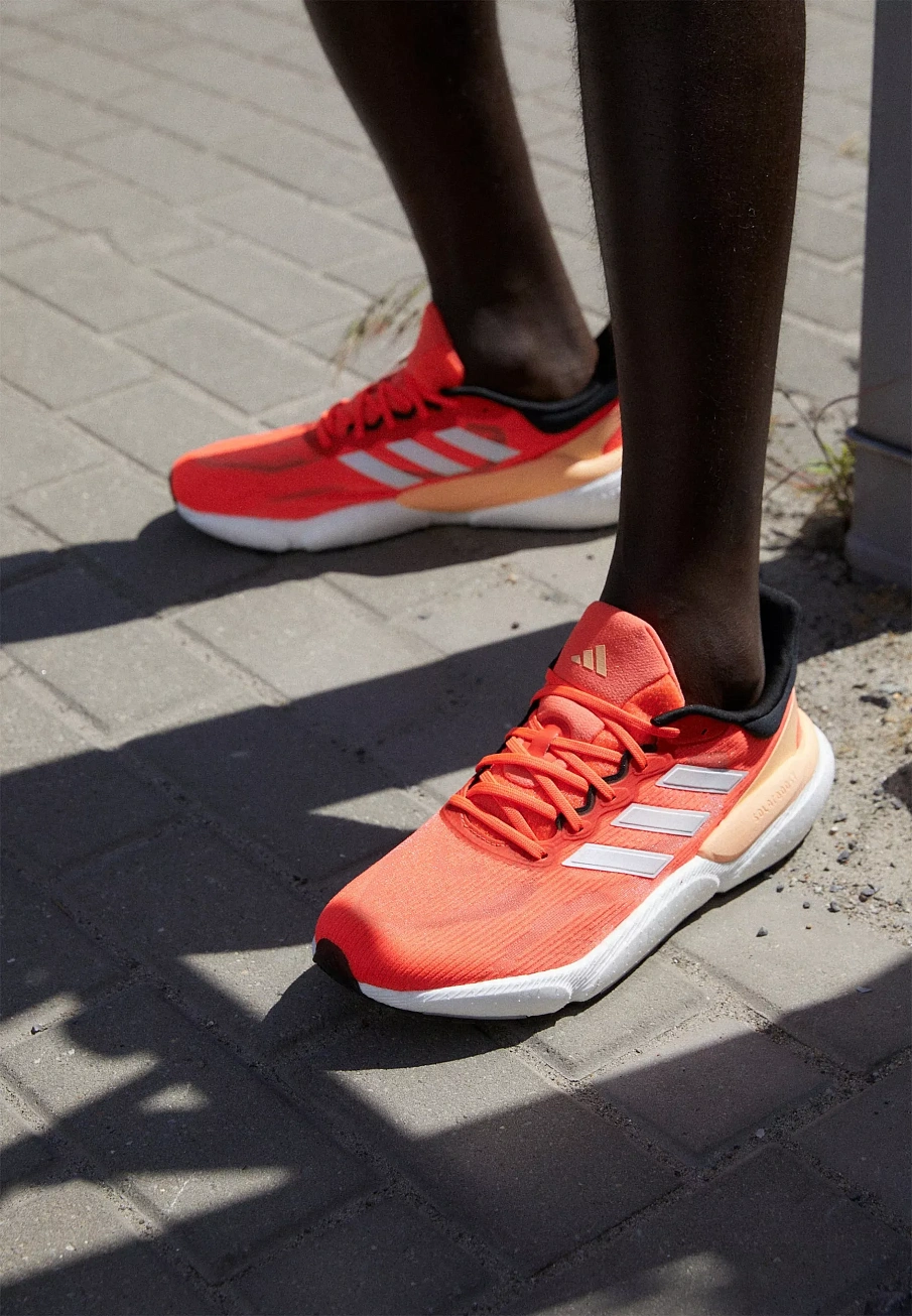 Фото № 3 с приближением к товару «‎SOLARBOOST 5»