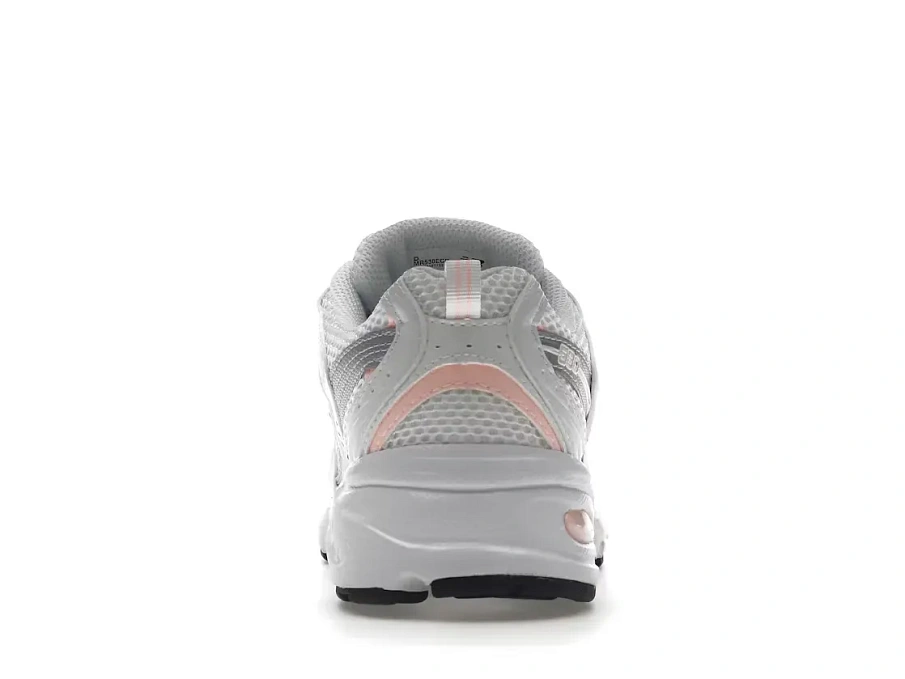 Фото № 4 с приближением к товару «‎New Balance 530»