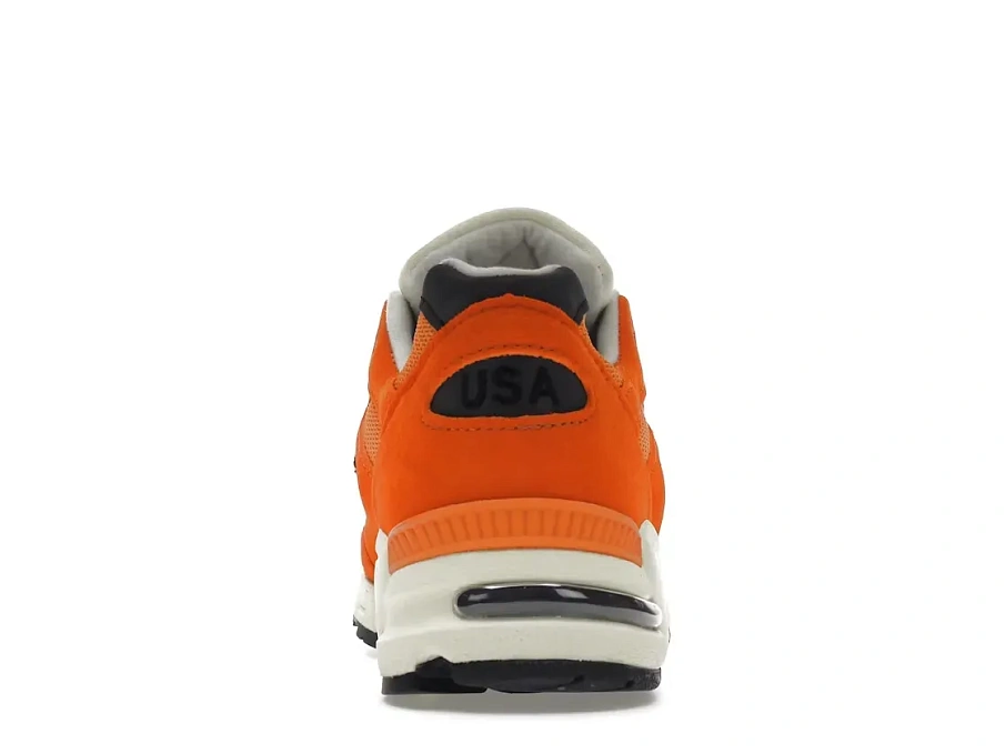 Фото № 4 с приближением к товару «‎New Balance 990v2»