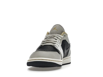 Jordan 1 Low Beaded Swoosh (DV1762-001) - 3