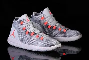 Nike Air Jordan Reveal Premium Wolf  - 3