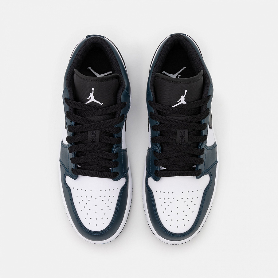 Фото № 4 с приближением к товару «‎Jordan Air 1 »