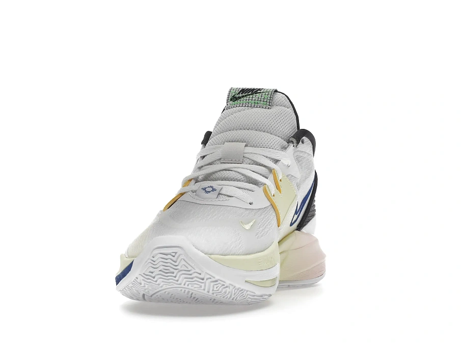 Фото № 2 с приближением к товару «‎Nike Kyrie Low 5 Butterfly Effect»
