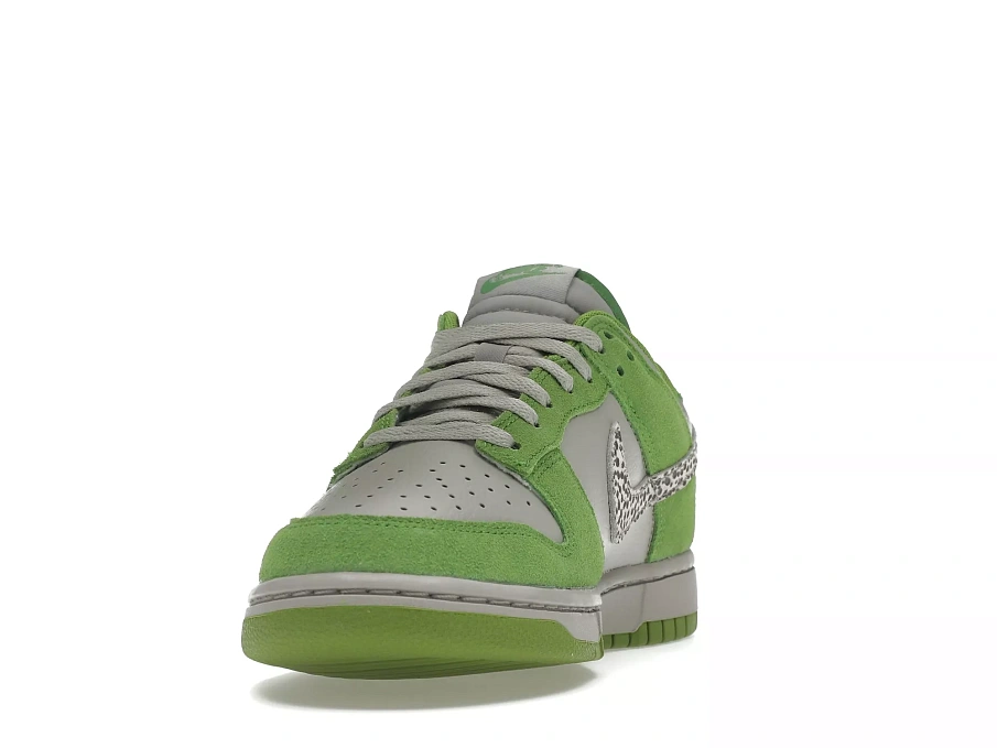 Фото № 4 с приближением к товару «‎Nike Dunk Low AS Safari Swoosh Chlorophyll»