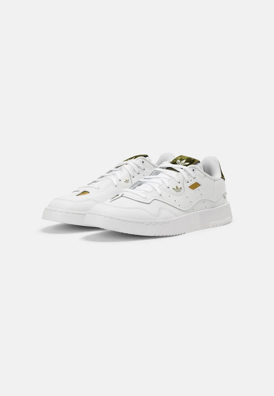Фото № 2 с приближением к товару «‎Adidas Supercourt XX »