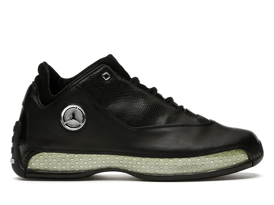 Фото № 1 с приближением к товару «‎Jordan 18 OG Low Black Silver Chrome»