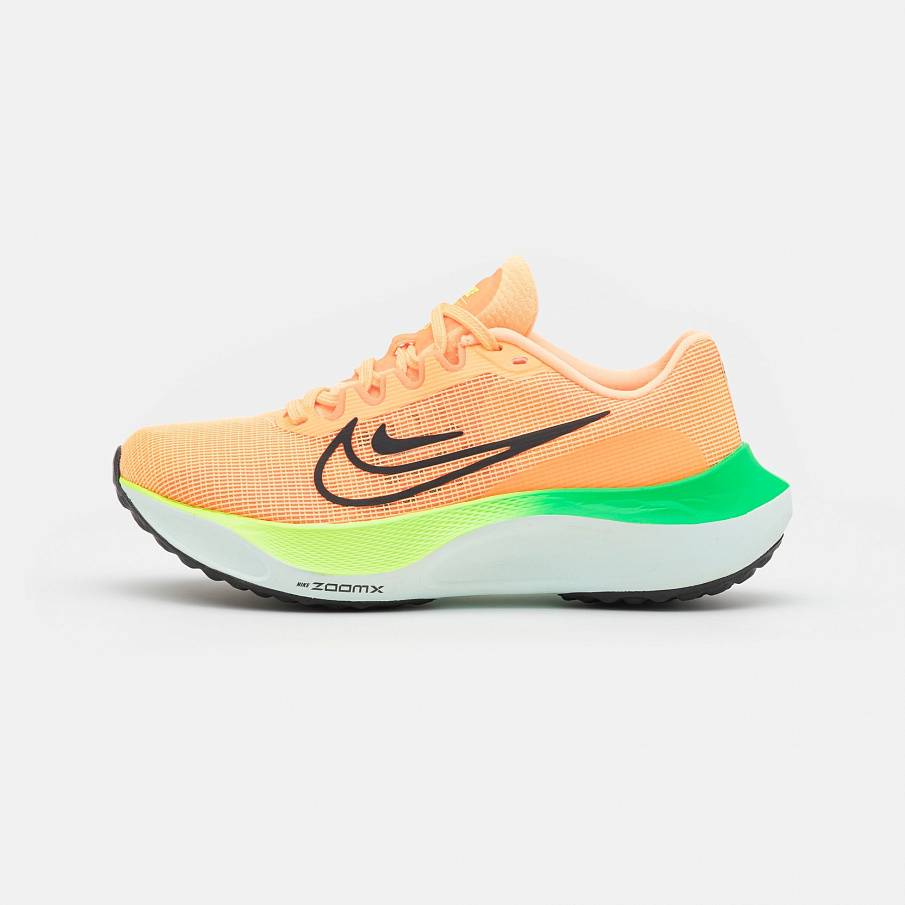 Фото № 1 с приближением к товару «‎Nike Wmns Zoom Fly 5»