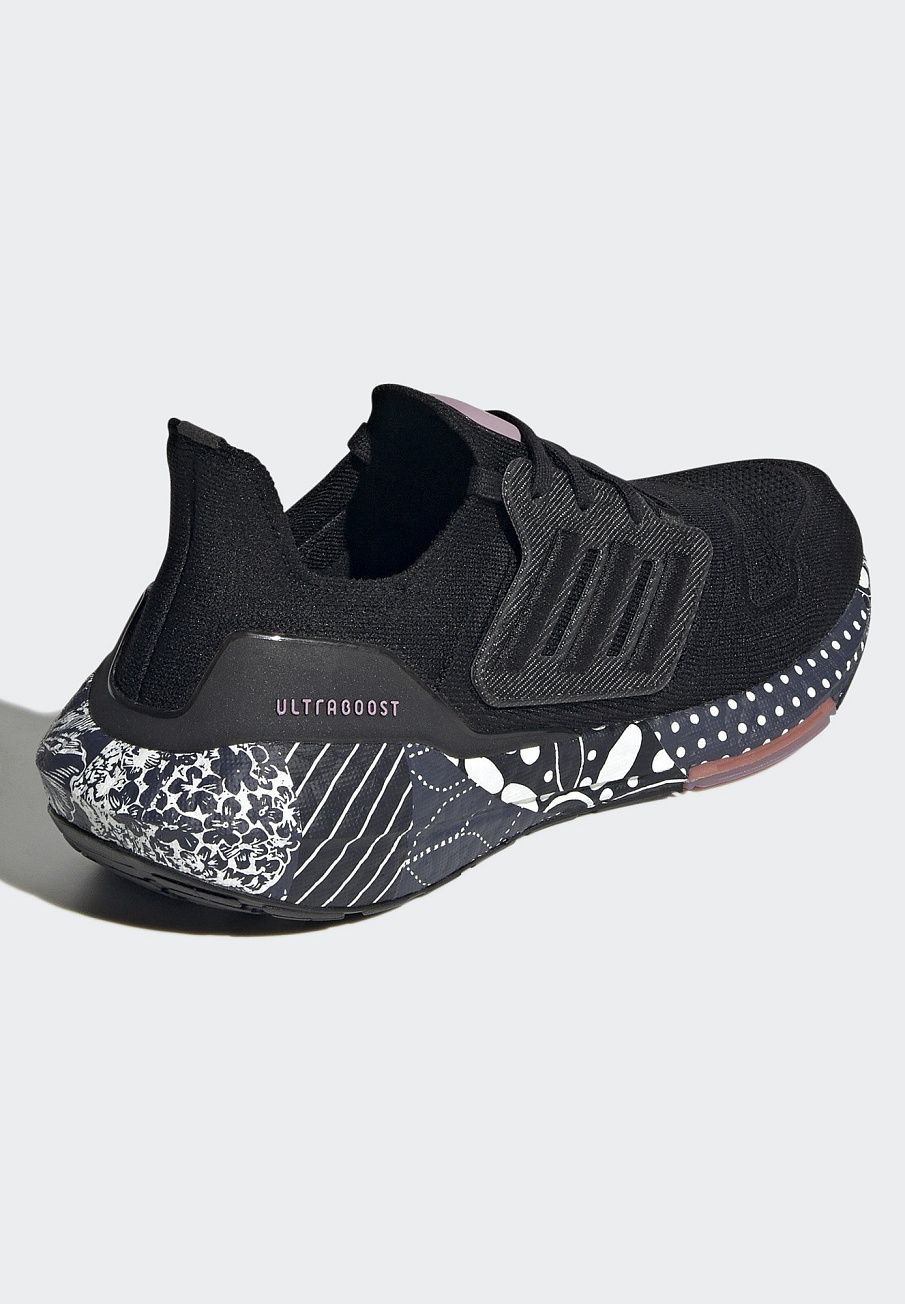 Фото № 5 с приближением к товару «‎Adidas Ultraboost»