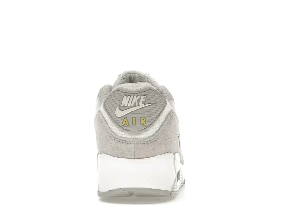 Фото № 4 с приближением к товару «‎Nike Air Max 90»