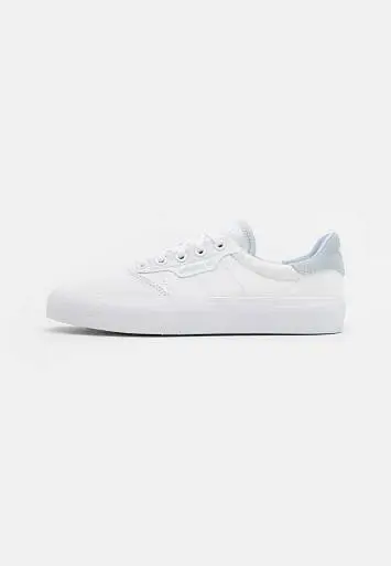 Adidas 3mc  - 1