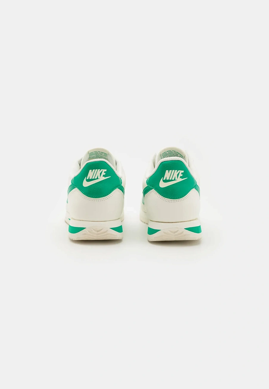 Фото № 3 с приближением к товару «‎CORTEZ»