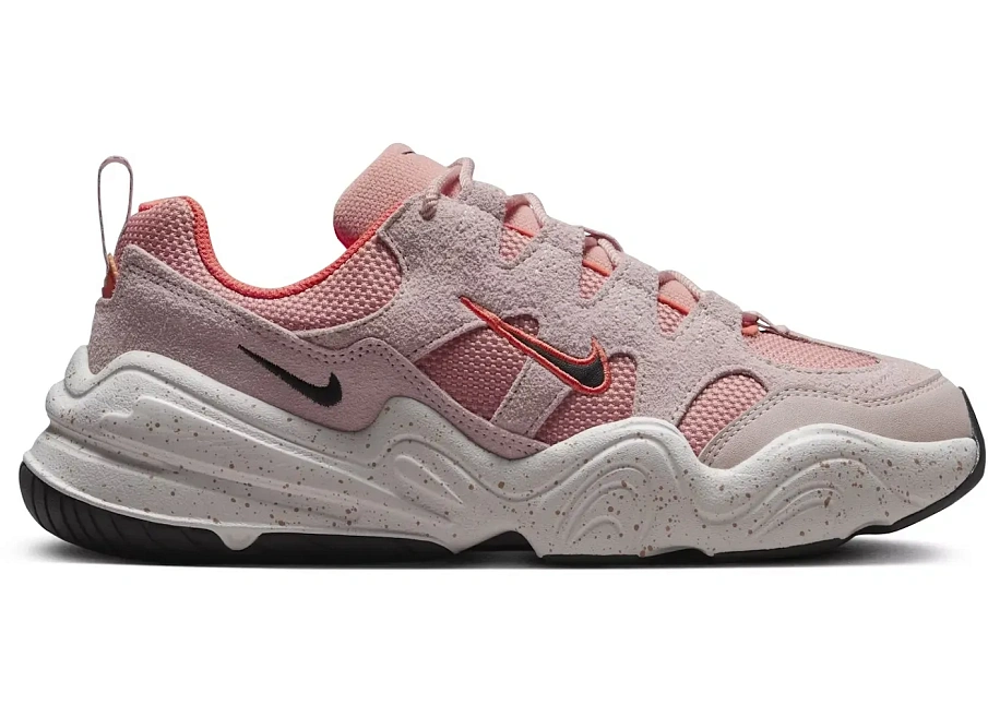 Фото № 1 с приближением к товару «‎Nike Tech Hera»