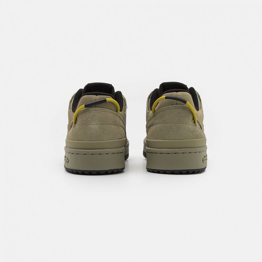 Фото № 3 с приближением к товару «‎Adidas Forum CL »