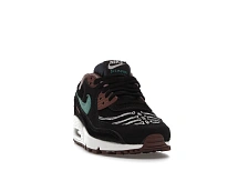 Фото № 2 с приближением к товару «‎Nike Air Max 90 Siempre Familia »