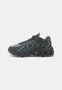 Фото № 1 с приближением к товару «‎AIR MAX»