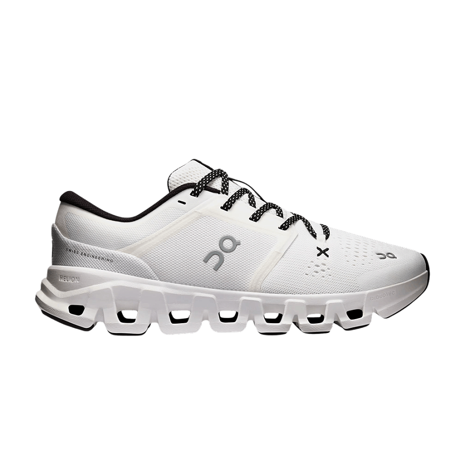 Фото № 1 с приближением к товару «‎ON Women's Cloud X 5 White Black»