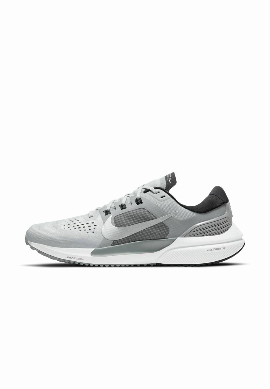 Фото № 1 с приближением к товару «‎Nike Air Zoom Vomero 15»