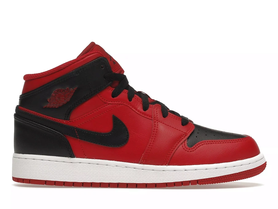Фото № 1 с приближением к товару «‎Jordan 1 Mid Reverse Bred (2021) »