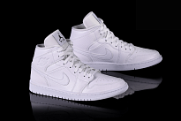 Фото № 2 с приближением к товару «‎Nike Air Jordan 1 Retro Wmns Snakeskin»