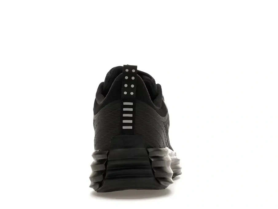 Фото № 4 с приближением к товару «‎Nike Lunar Roam»