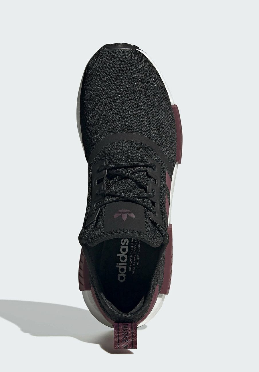 Фото № 5 с приближением к товару «‎Adidas Nmd_r1 »