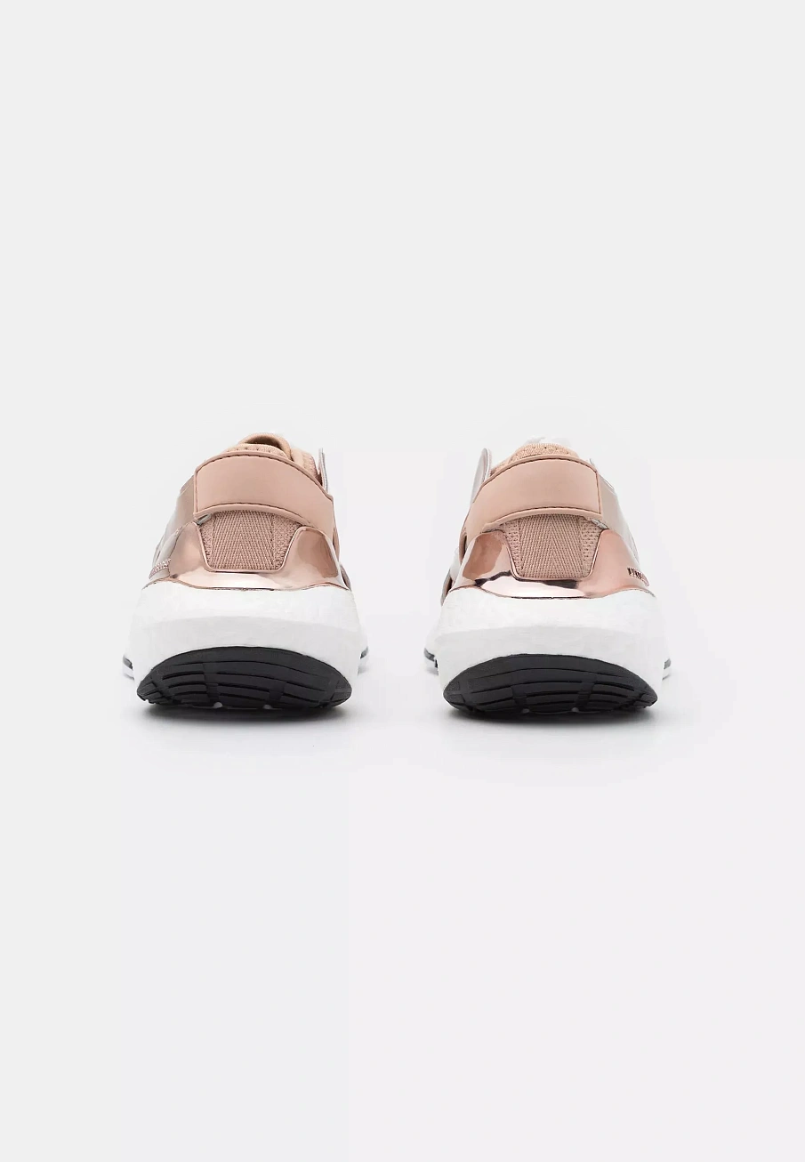Фото № 3 с приближением к товару «‎ASMC ULTRABOOST 22»