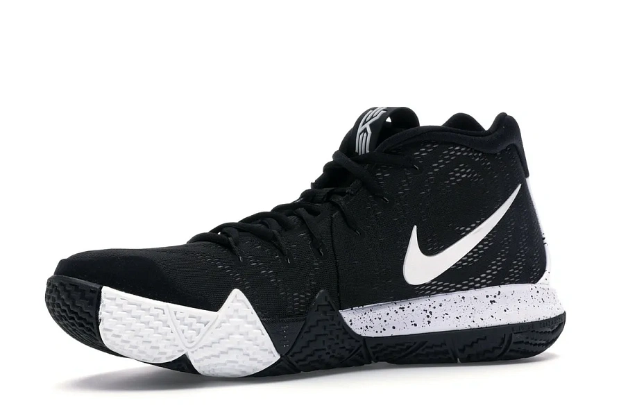 Фото № 4 с приближением к товару «‎Nike Kyrie 4 Black White»
