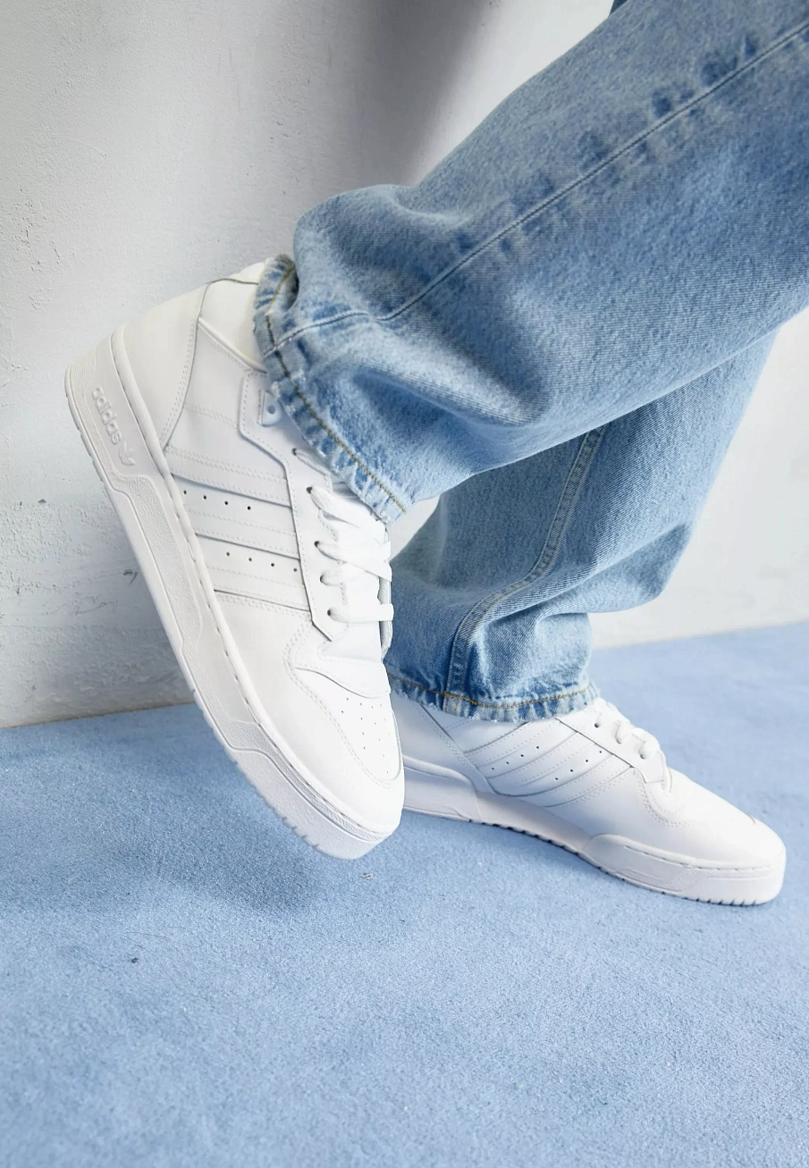 Фото № 1 с приближением к товару «‎RIVALRY MID UNISEX»