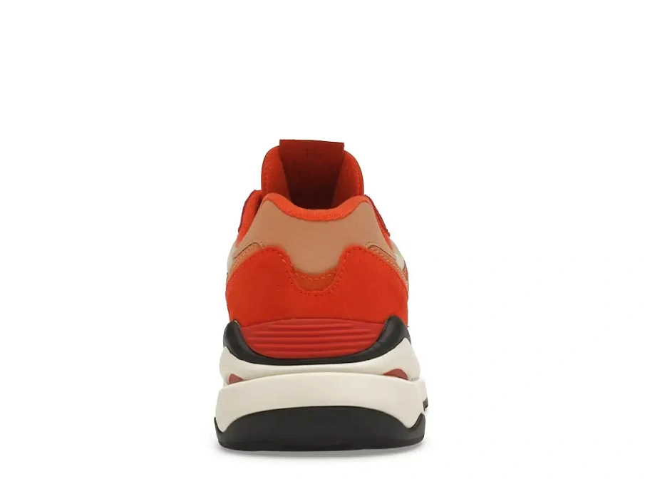 Фото № 4 с приближением к товару «‎New Balance 57/40»