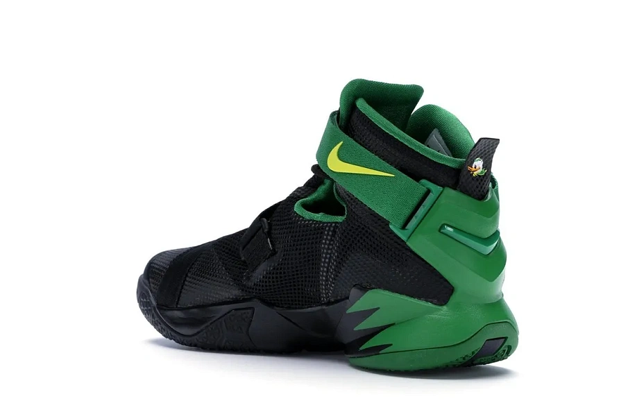 Фото № 6 с приближением к товару «‎Nike LeBron Zoom Soldier 9 Oregon»