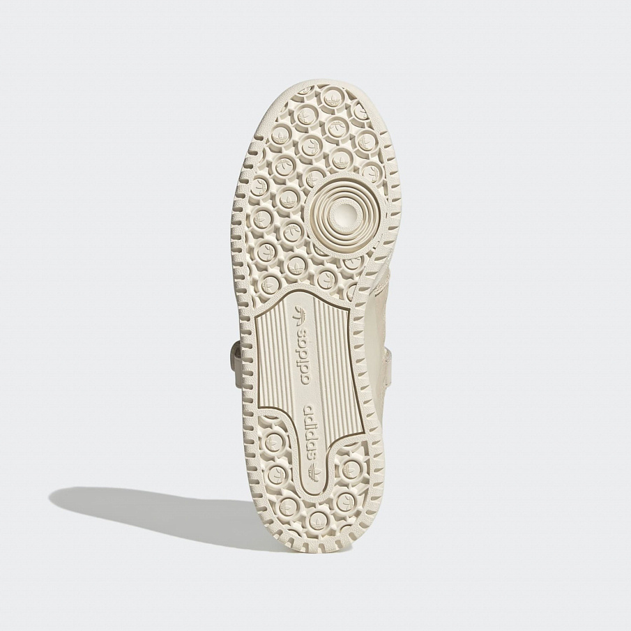 Фото № 5 с приближением к товару «‎Adidas Forum »