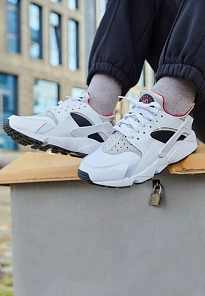 Фото № 2 с приближением к товару «‎W AIR HUARACHE SNKR»