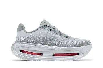 Nike Women's Vomero Premium Fleur De Lis - 2