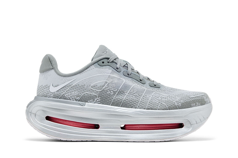 Фото № 2 с приближением к товару «‎Nike Women's Vomero Premium Fleur De Lis»
