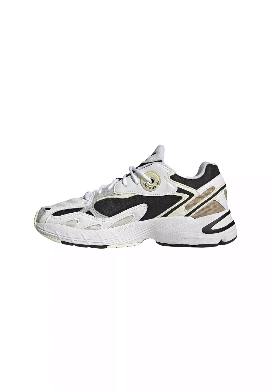 Фото № 1 с приближением к товару «‎Кроссовки Adidas SPAD111A210-A11-N»