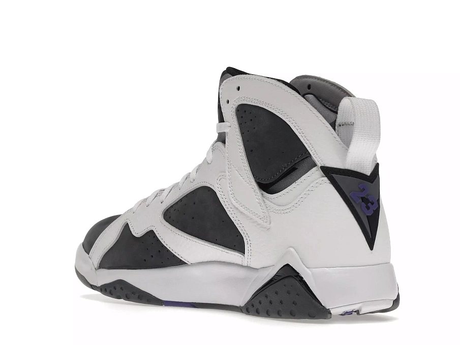 Фото № 4 с приближением к товару «‎Jordan 7 Retro Flint (2021)»