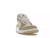 Фото № 1 с приближением к товару «‎Jordan 1 Low SE Sail Rattan University Red»