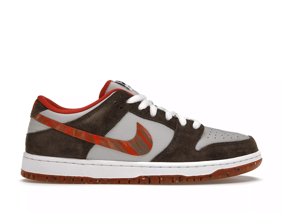 Фото № 1 с приближением к товару «‎Nike SB Dunk Low Crushed D.C.»