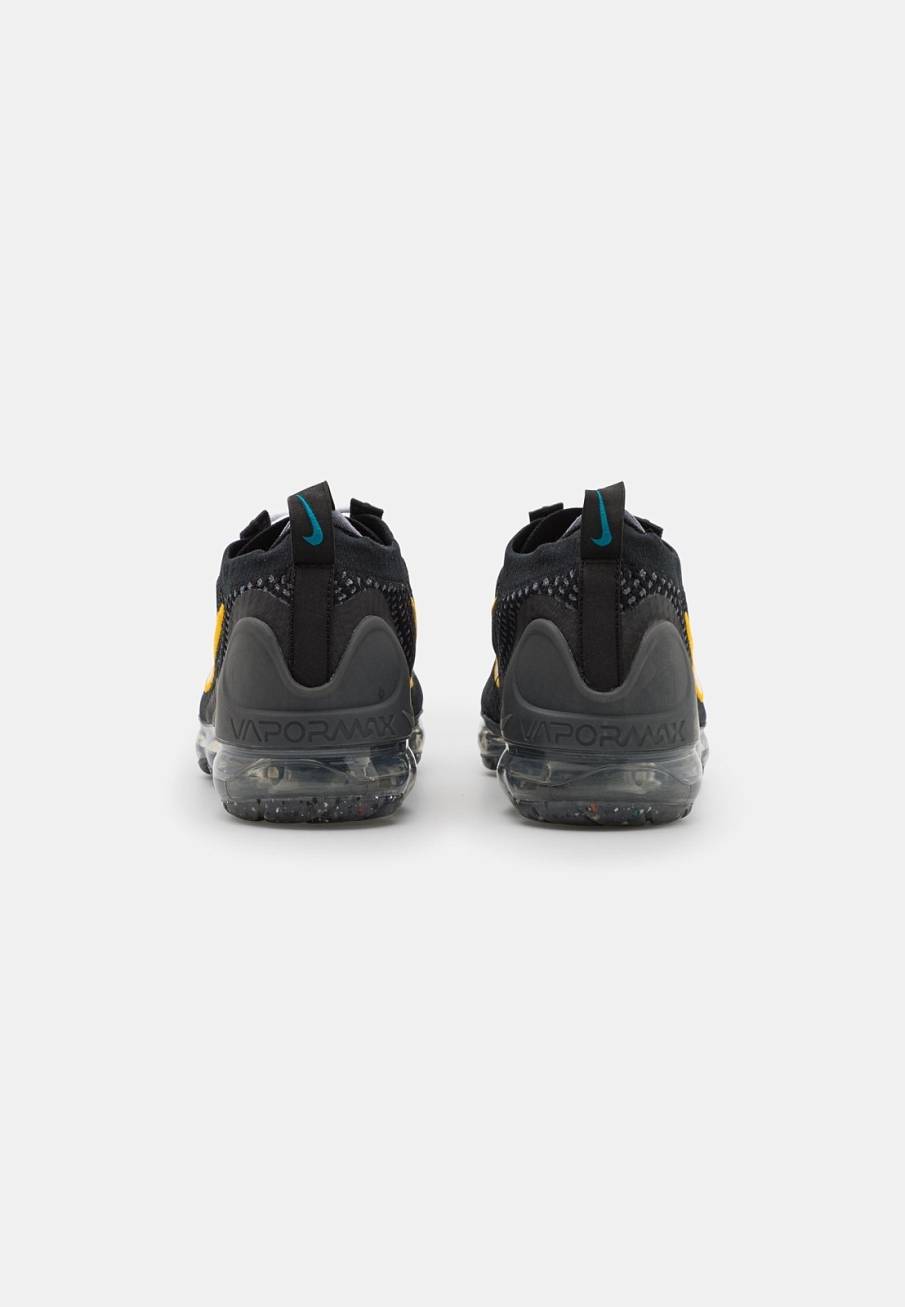 Фото № 2 с приближением к товару «‎Nike Air Vapormax 2021 FK »